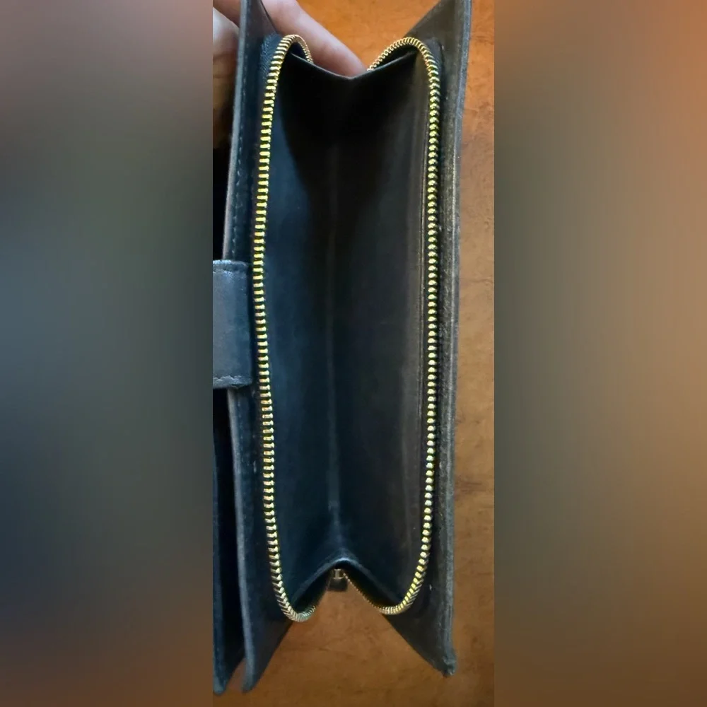 Salvatore Ferragamo Embossed Leather Long Wallet Black Made in Italy - Picture 10 of 11